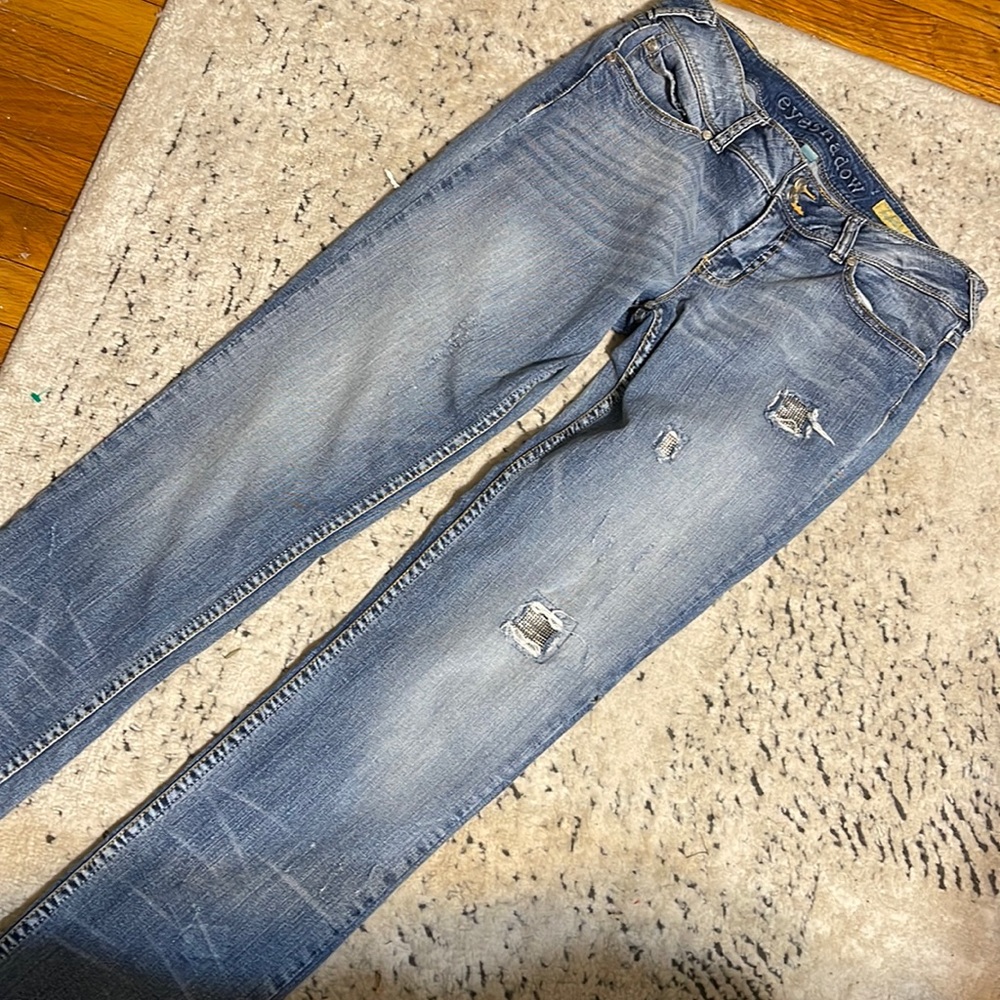 Eyeshadow baguette cut skinny distress jeans size 11 / 31